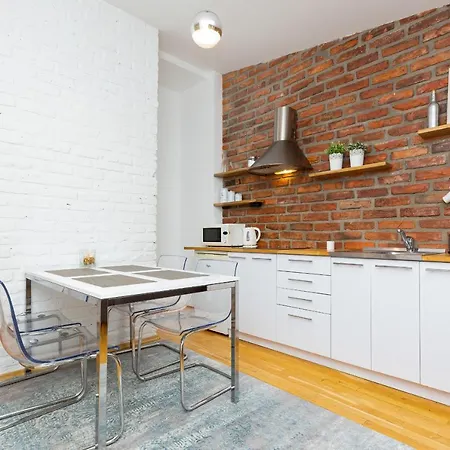 Centre Poznanska With Air-conditioning By Renters Varsovia