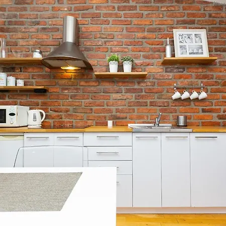 Centre Poznanska With Air-conditioning By Renters * وارسو