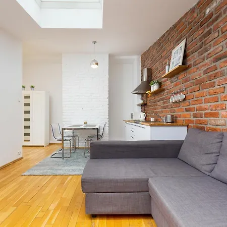 Centre Poznanska With Air-conditioning By Renters アパート *